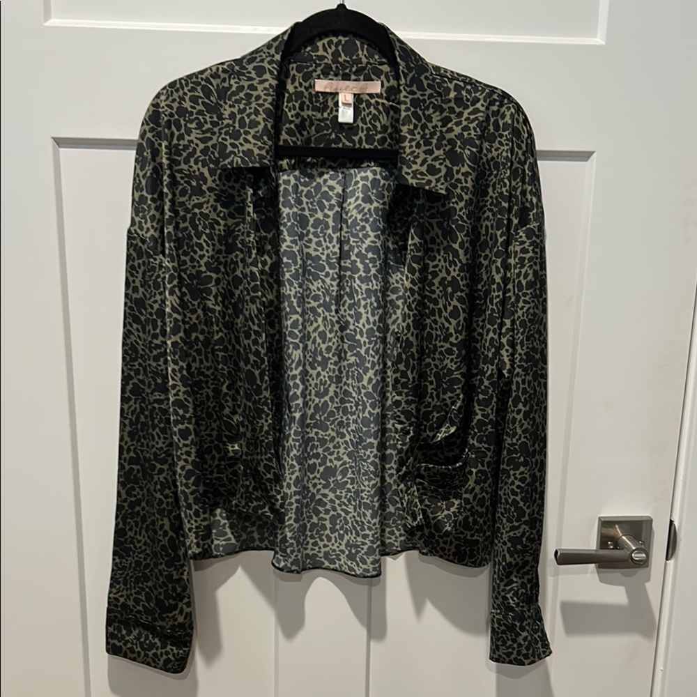 Hutch, Anthropology size L Green Leopard Print Button-Up Shirt shacket